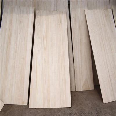 Kayu Paulownia Padat